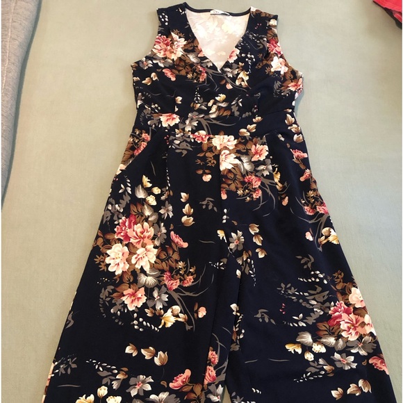 Women’s jumpsuit - Picture 2 of 4